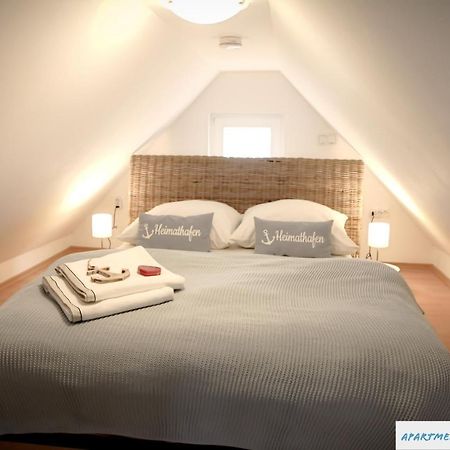 Tolles Studio Apartment In Tossens Fuer Junge Paare Esterno foto